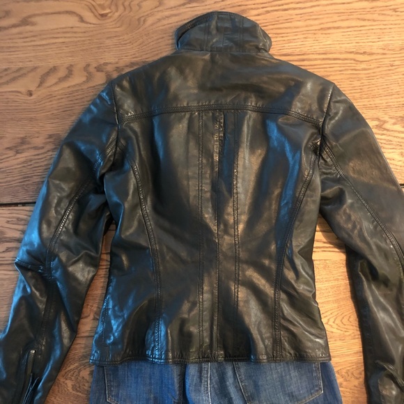 Danier Leather Jacket - Picture 5 of 12